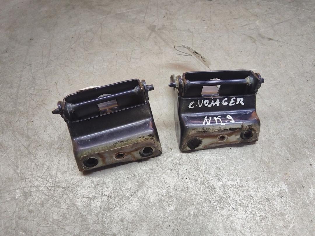 Петля крышки багажника 3MO67B Chrysler Voyager купить