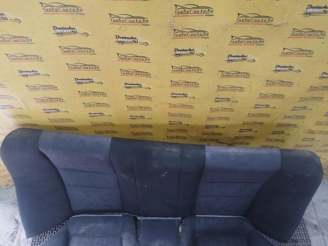 Сиденье заднее J15GG6 Mercedes C W202 купить в магазине запчастей бу