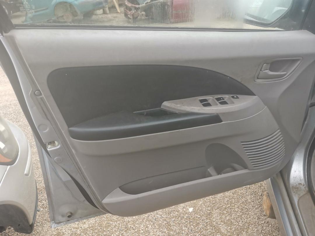 Петля двери передней левой UAVDPA Mitsubishi Grandis