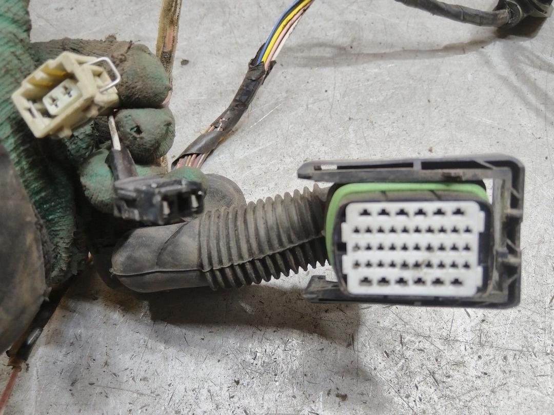 Проводка двери передней левой 8GN5VP Renault Espace купить