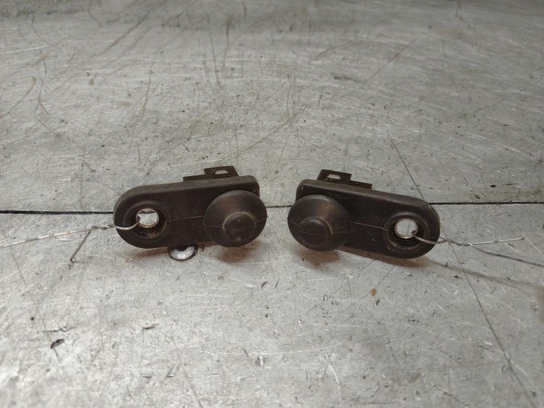 Выключатель концевой (концевик) PDJONZ Hyundai Trajet - Фото 1