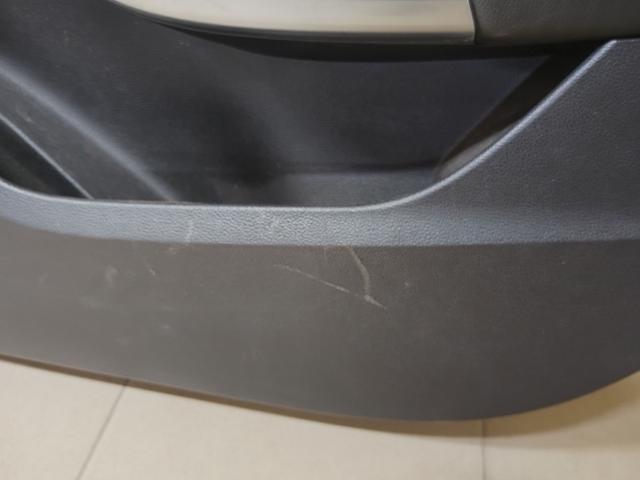 Обшивка дверей (комплект) LG4O5H Opel Insignia undefined