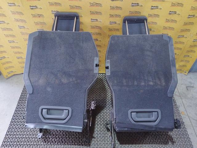 Сиденье заднее SNC0N0 Opel Zafira undefined