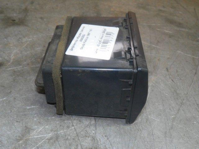 Дефлектор обдува салона A8AZ5Q Skoda Felicia купить