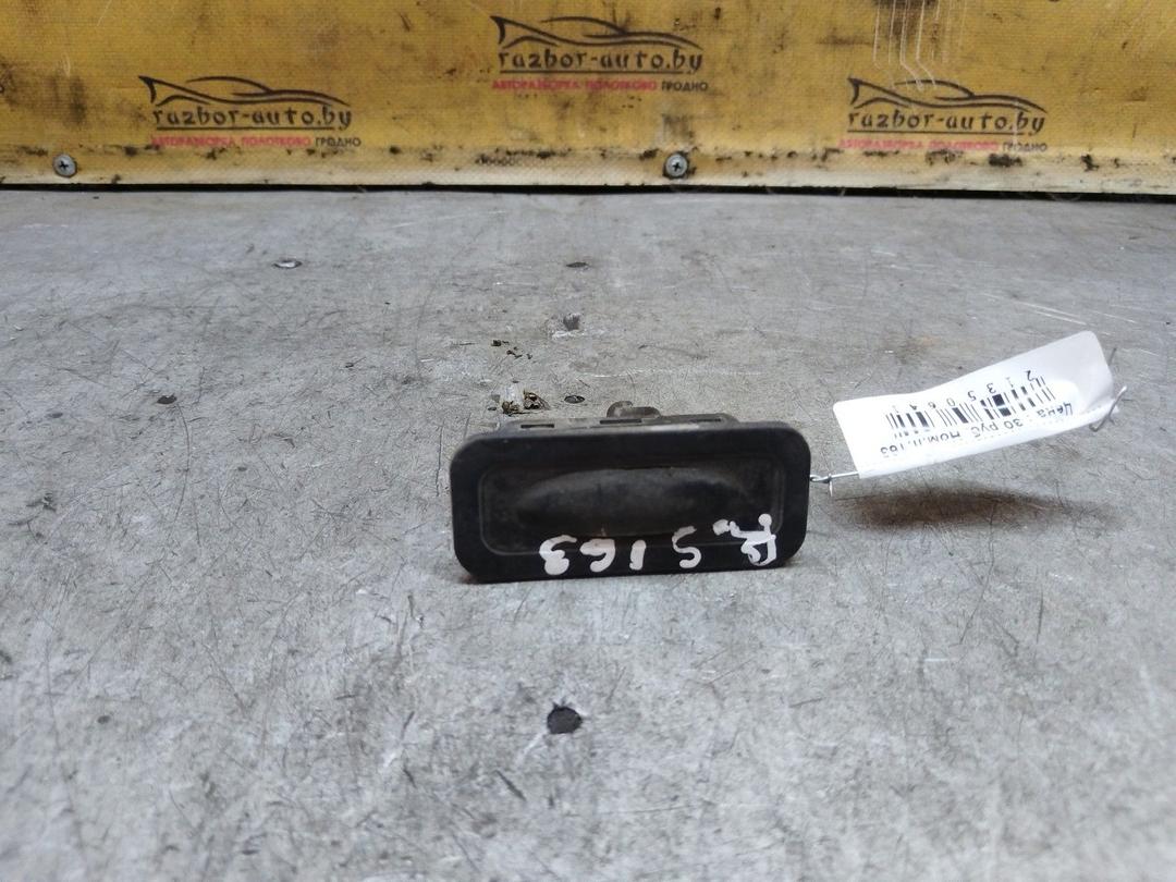 Кнопка открытия багажника 256MUN Renault Grand Scenic