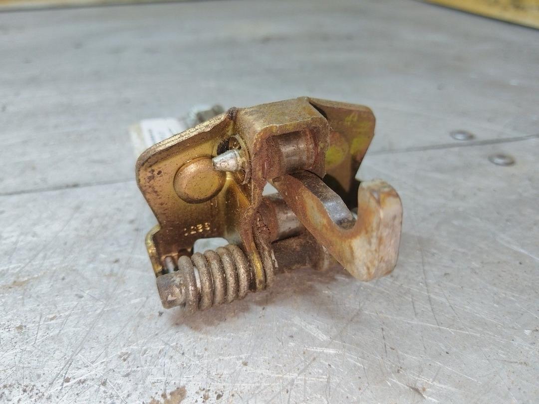 Ограничитель открывания двери задней U6UYJ7 Peugeot 307 купить