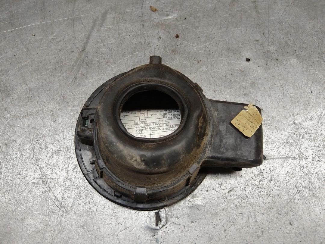 Лючок топливного бака 33VK2N Volkswagen Passat - Фото 2