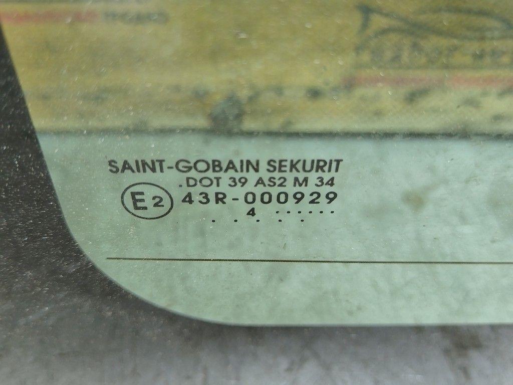 Стекло кузовное боковое левое GUBWVD Citroen C8 - Фото 3
