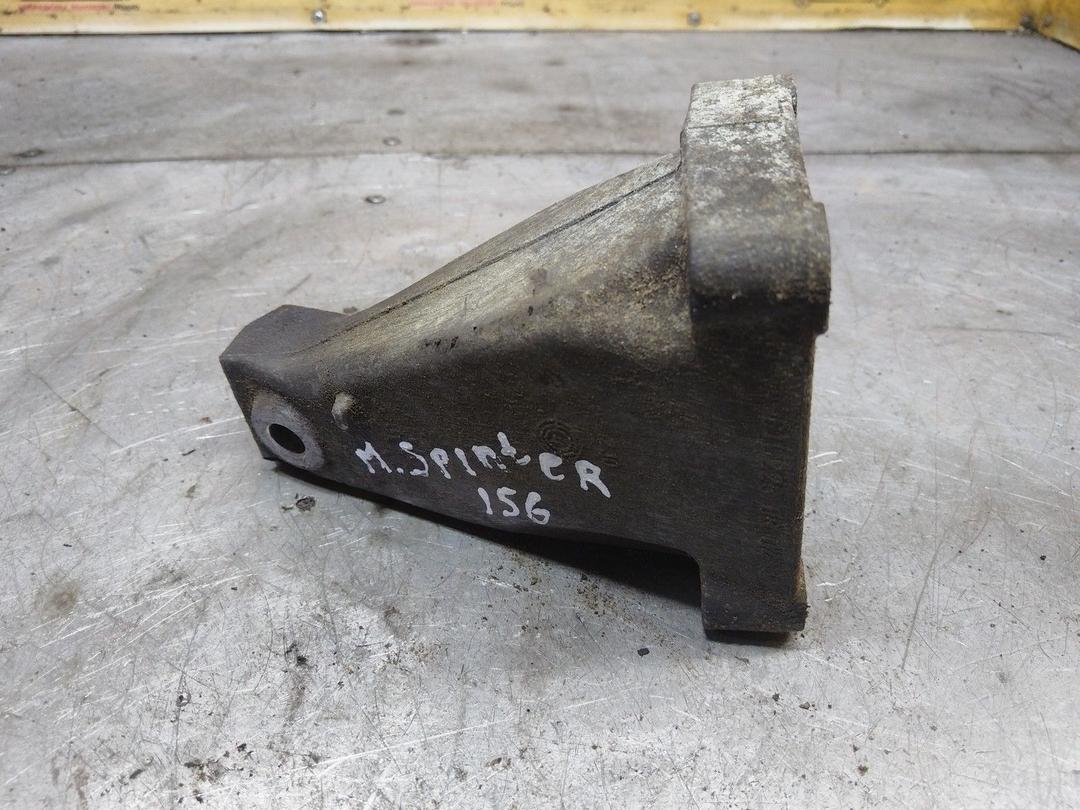 Кронштейн двигателя 3K8FZ7 Mercedes Sprinter купить