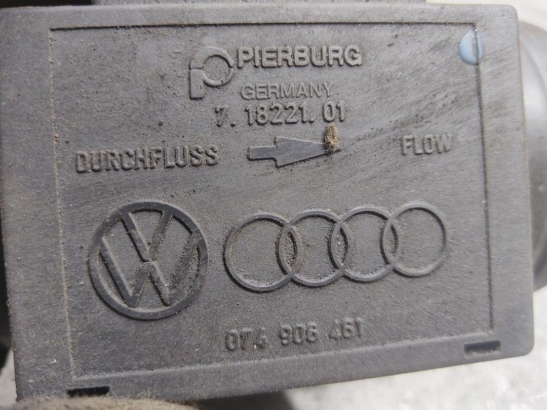 Расходомер воздуха 1DYEJL Audi A4 купить в магазине запчастей бу