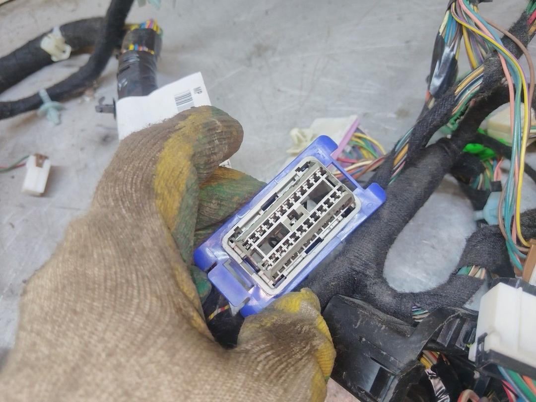 Проводка салона MHXSC1 Volvo V40 undefined