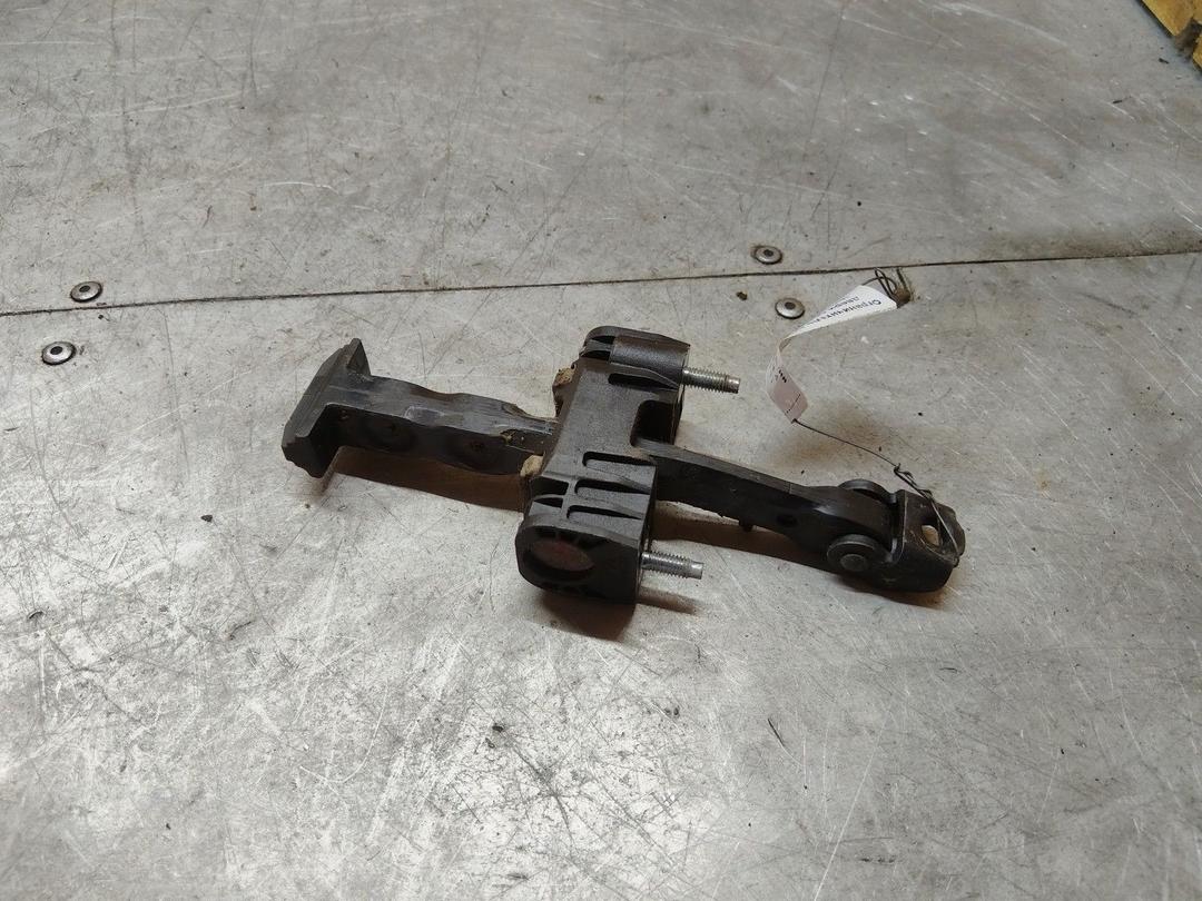 Ограничитель открывания двери передней 6JF3I4 Volvo XC70