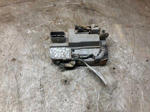 Замок двери передней правой Z28KVZ Peugeot 206