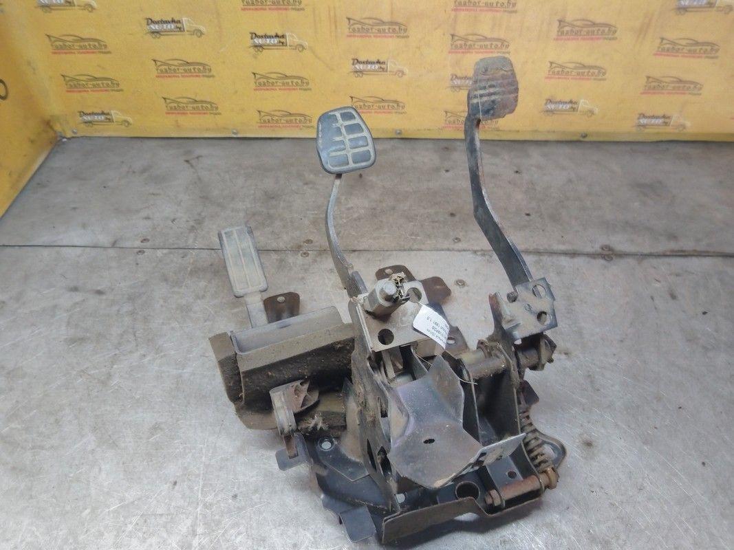 Узел педальный (блок педалей) WV9PDS Volkswagen Passat