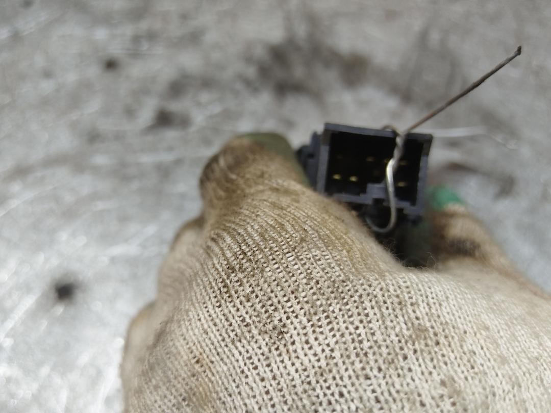 Кнопка подогрева заднего стекла 1K1GBW Subaru Forester купить в магазине запчастей бу