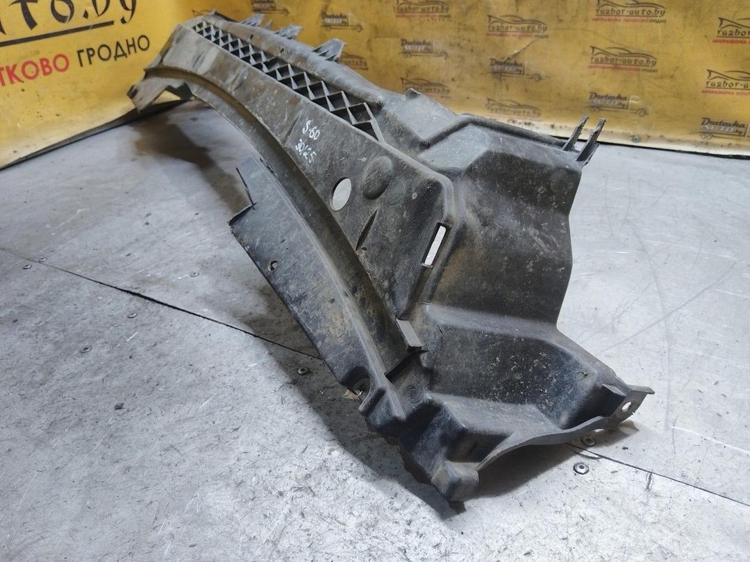 Пластик моторного отсека 3WL0O5 Volvo S60 купить с доставкой