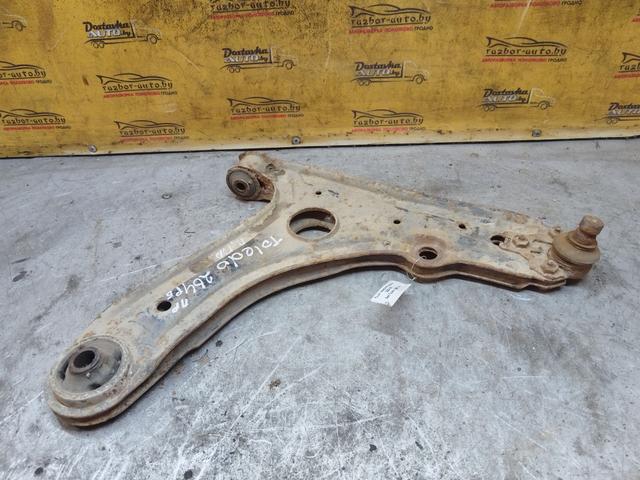 Рычаг передний правый 2QO15N Seat Toledo