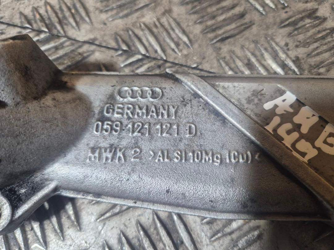 Корпус термостата U9PKGF Audi A4 - Фото 4