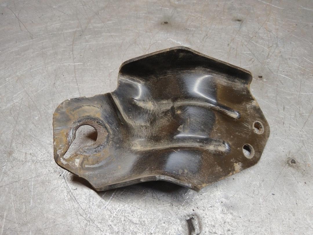 Кронштейн крепления балки подвески 70CVHW Ford Fusion - Фото 3