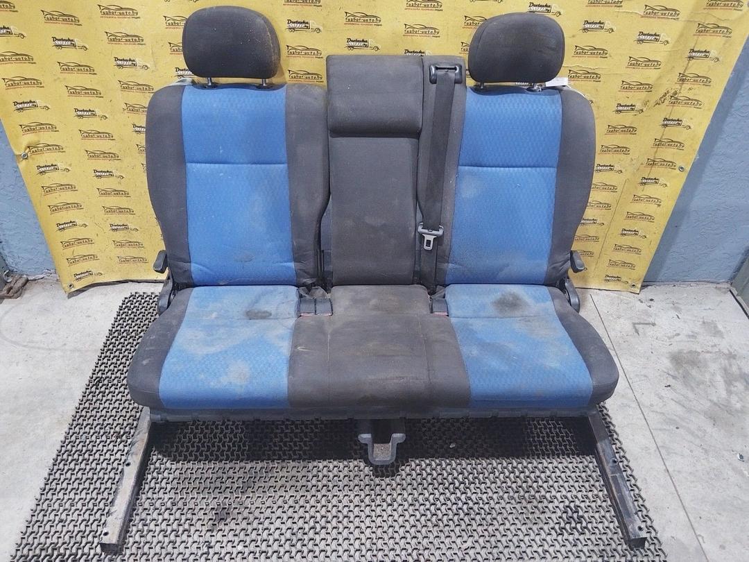 Сиденье заднее RGN0QS Opel Zafira