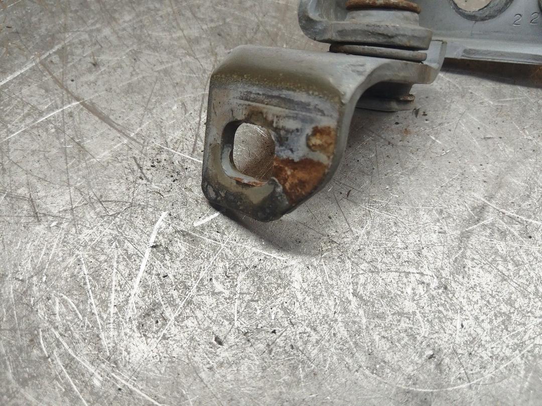 Петля двери передней левой UBMAOJ Ford Fusion - Фото 14