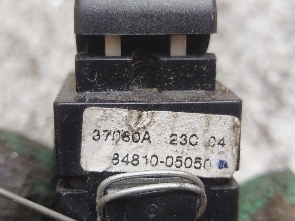 Кнопка стеклоподъемника заднего правого WUDQH6 Toyota Avensis - Фото 5