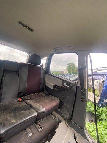 Ремень безопасности задний центральный I6Q0HS Opel Meriva