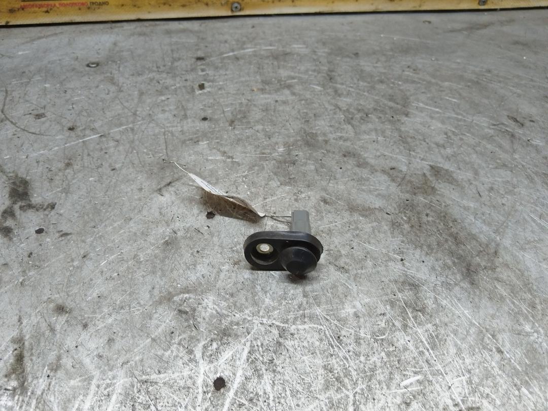 Выключатель концевой (концевик) HGRQV0 Toyota Corolla