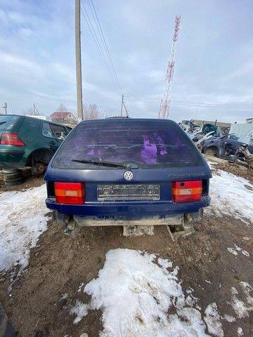 Щеткодержатель задний W6ADL2 Volkswagen Passat