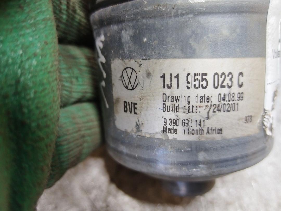 Моторчик передних стеклоочистителей (дворников) 4WOZG1 Volkswagen Golf - Фото 9