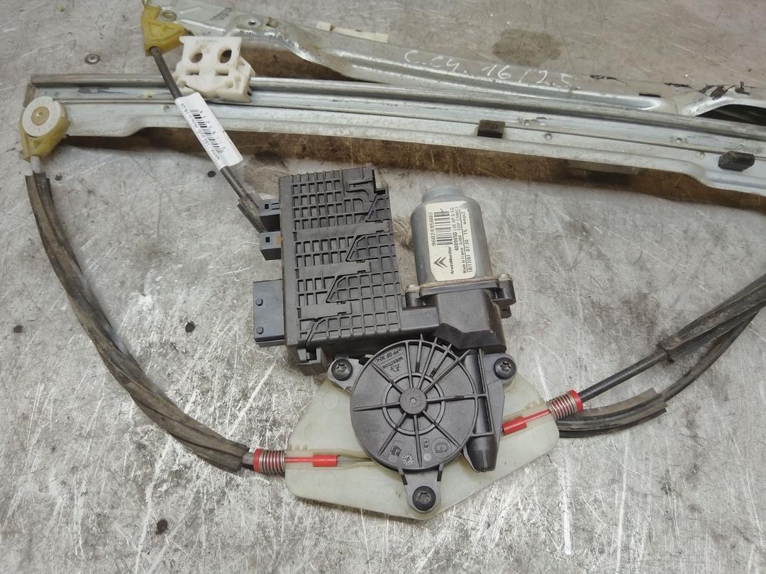 Стеклоподъемник электрический передний левый Y1C3F1 Citroen C4 Picasso купить на авторазборке