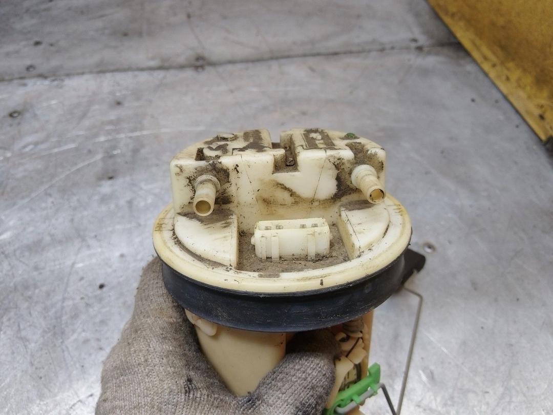 Колба в бак 0XEZUG Peugeot 306 купить с доставкой