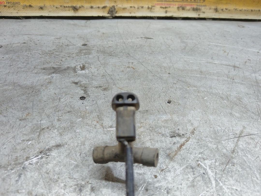 Форсунка омывателя RZL21F Ford Mondeo - Фото 2