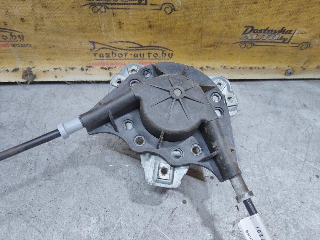 Стеклоподъемник задний левый Y2SGN6 Renault Espace купить в магазине запчастей бу