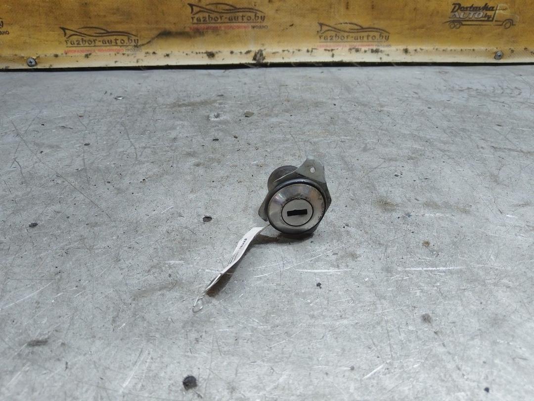 Личинка дверного замка 6G23L0 Fiat Punto