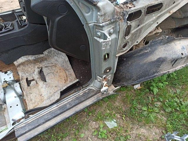 Петля двери передней правой 4TV77J Audi 80 - Фото 2