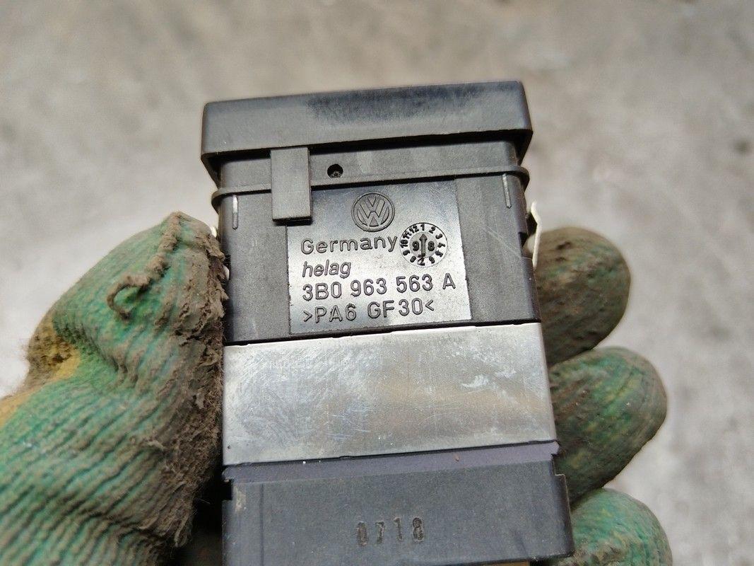 Кнопка подогрева сидений 79HEXF Volkswagen Passat - Фото 6