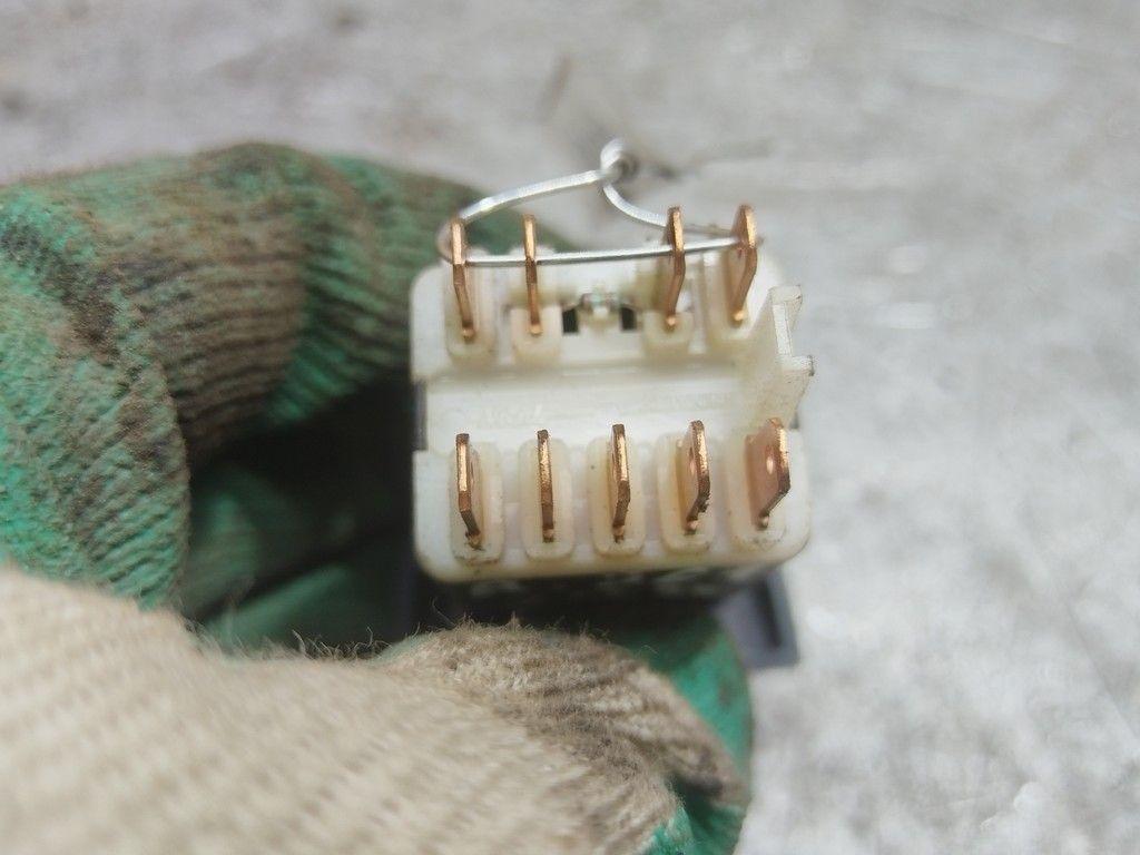 Кнопка аварийной сигнализации YNSUK0 Renault Scenic - Фото 4