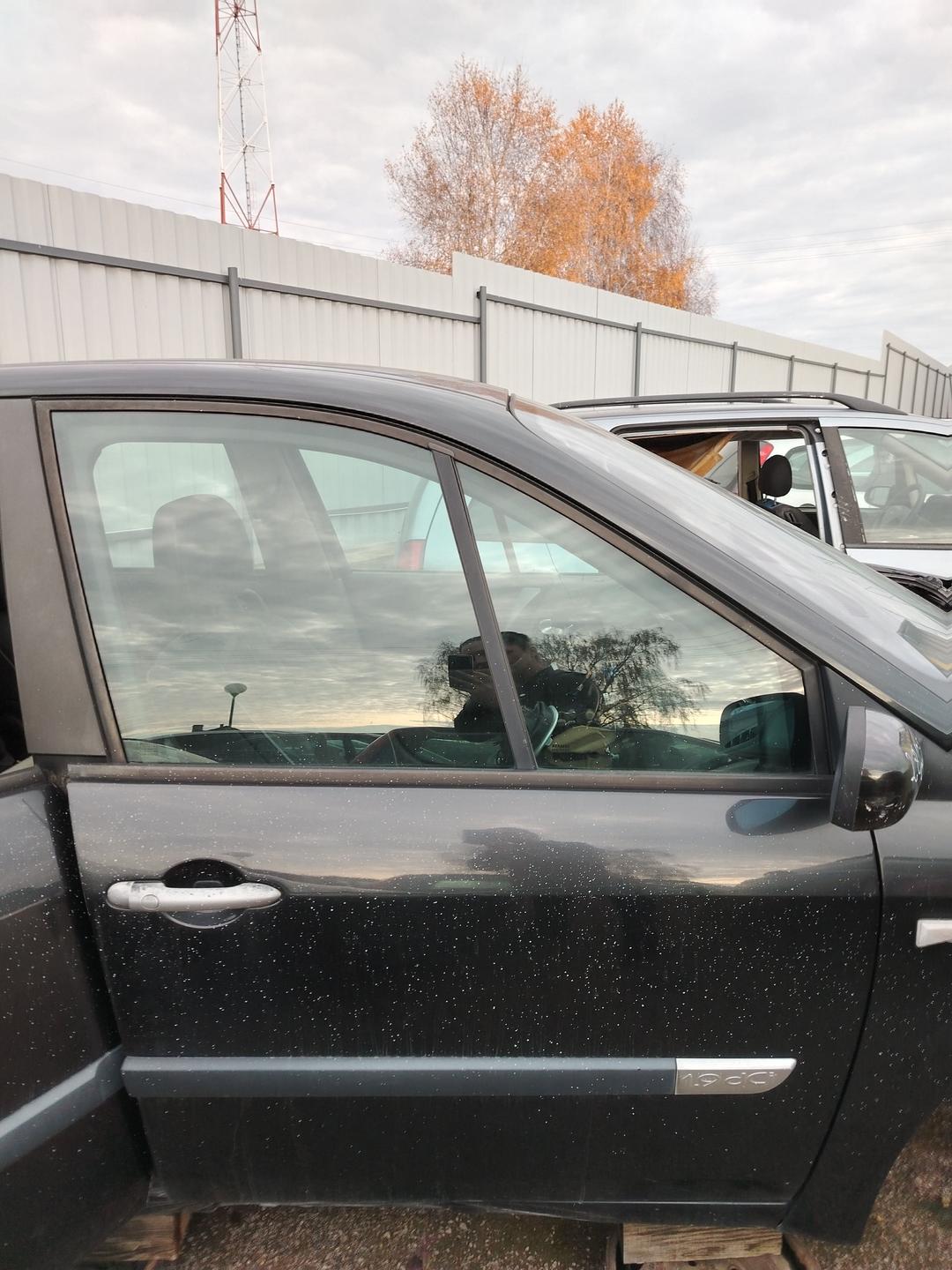 Стойка кузовная центральная правая I7P2QG Renault Scenic