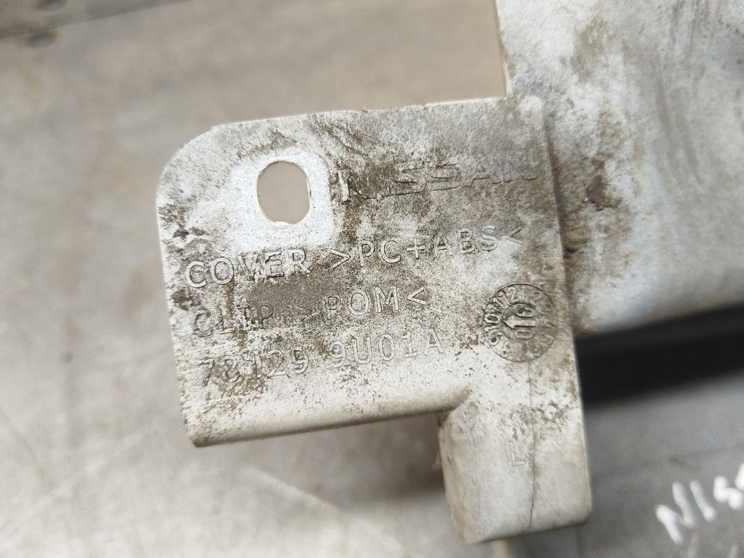 Накладка под фонарь левый GV2FWP Nissan Note купить с доставкой