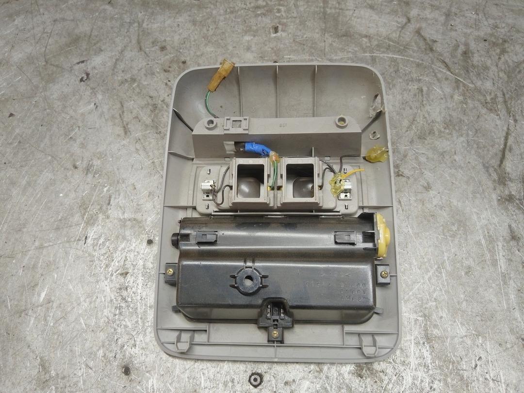 Фонарь салона (плафон) DJFU7L Subaru Forester купить на авторазборке
