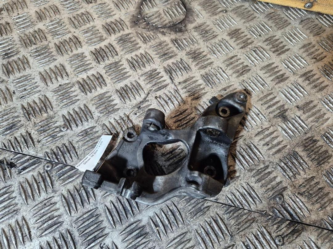 Кронштейн генератора 4JZF5R Citroen C5