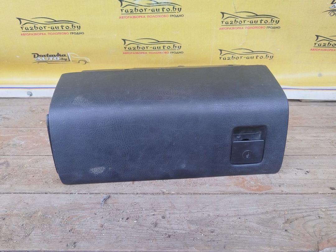Бардачок EB34B4 Volkswagen Passat купить с доставкой