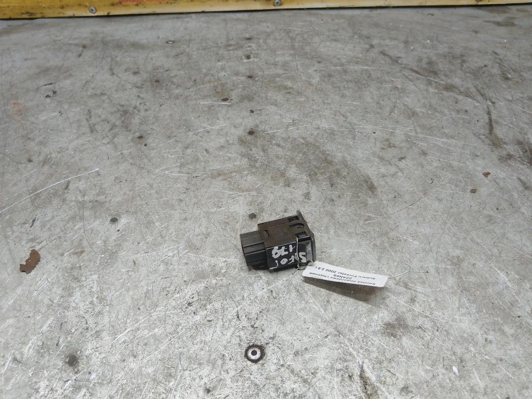 Кнопка подогрева сидений ZZAN8S Subaru Forester купить с доставкой