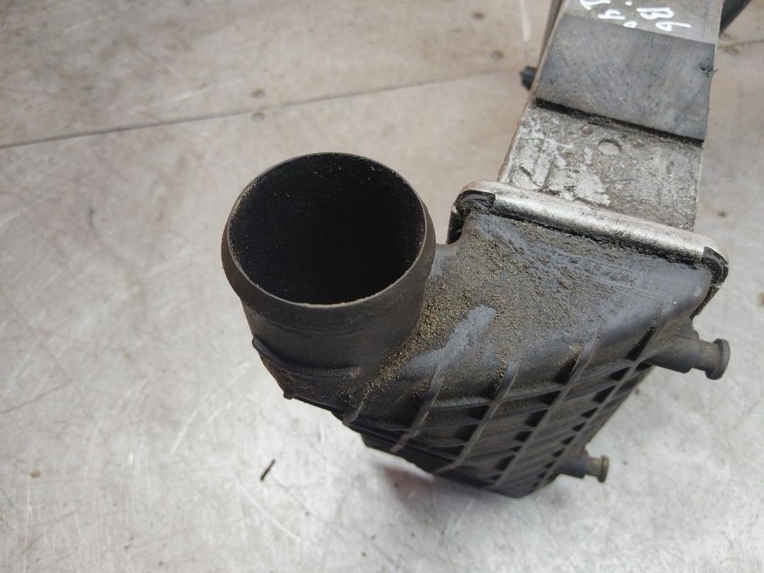 Интеркулер NDTG3V Audi A4 undefined