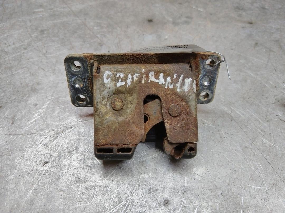 Замок багажника ZQEPLQ Opel Zafira