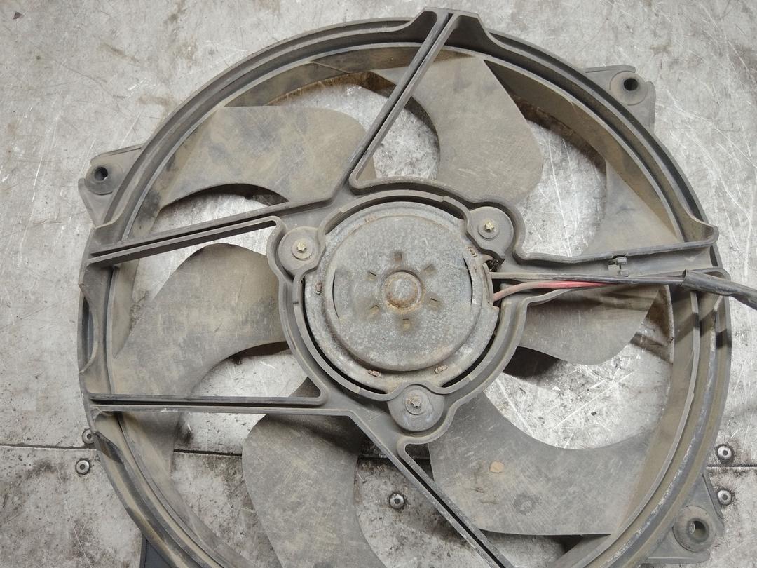 Вентилятор радиатора EIXFQH Citroen C4 Picasso купить на авторазборке