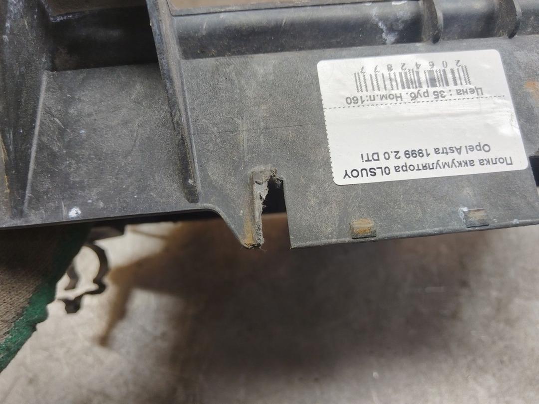 Полка аккумулятора 0LSUOY Opel Astra купить в магазине запчастей бу