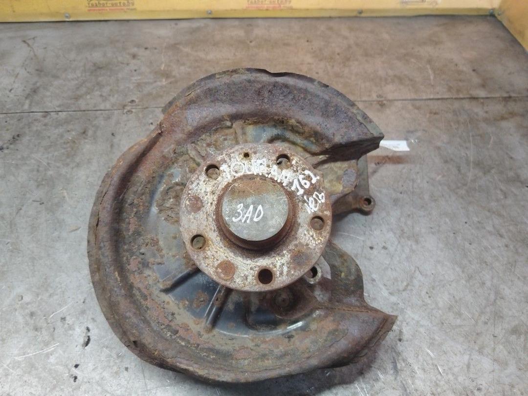 Ступица задняя левая UM66H1 Volkswagen Touran