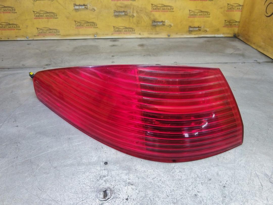 Фонарь задний левый 1BM27R Peugeot 607